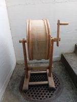 Antike Buttermaschine aus Holz