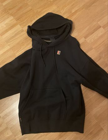 Nike Classic Hoodie Schwarz - Grösse S (sehr gross)