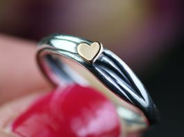 HERZ AUS GOLD Infinity Ring: Silber 925 + 18K Gold · 52 - 53