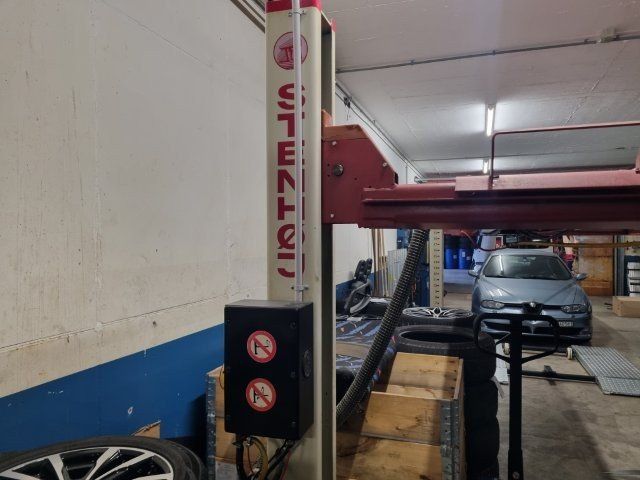 Piattaforme elevatrici & Crick: Autolift zu Verkaufen – Usato da Rupperswil AG venduto da Fiatpafumi 2