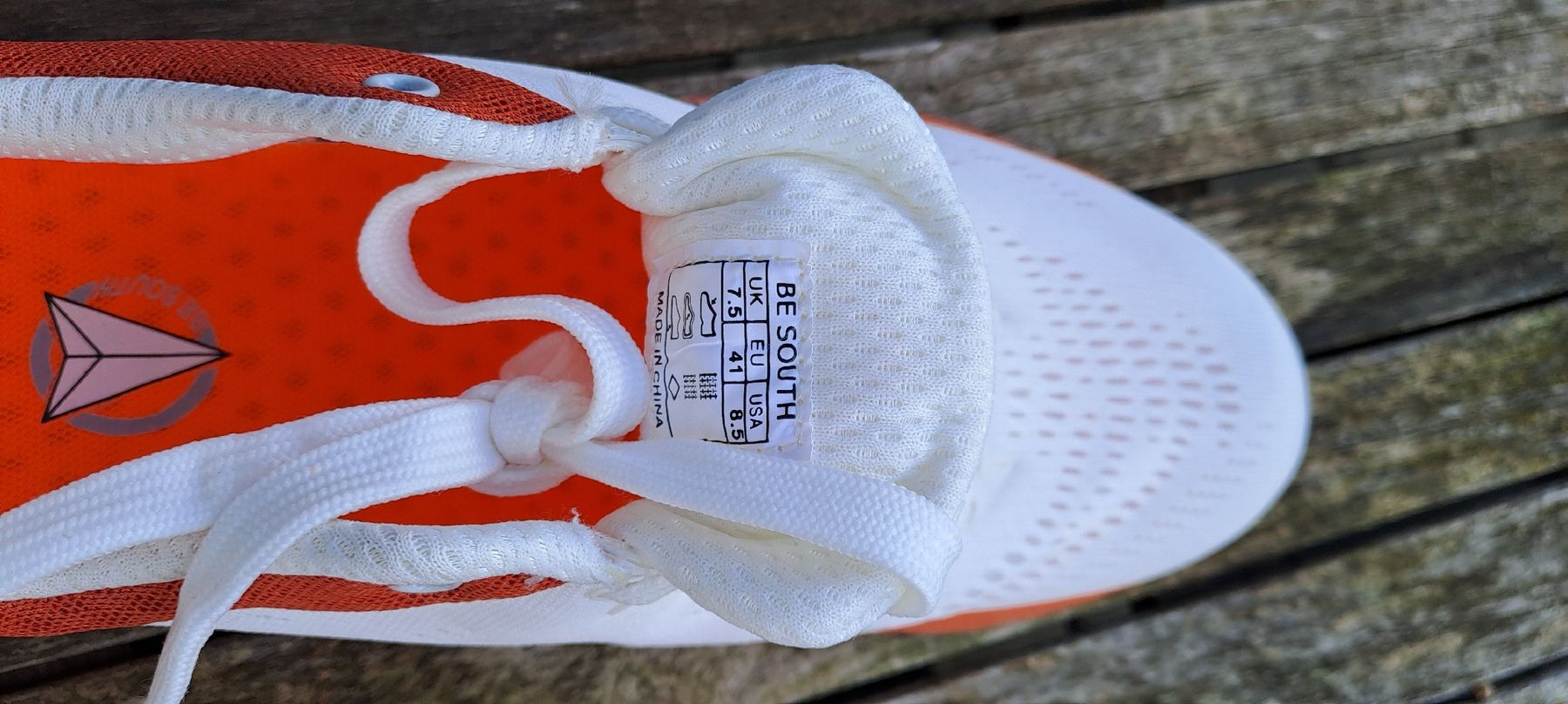 Herrenschuhe: Sneaker Damen / Herren Gr. 41 – Neu (gemäss Beschreibung) aus Buch am Irchel von -mireli- 4