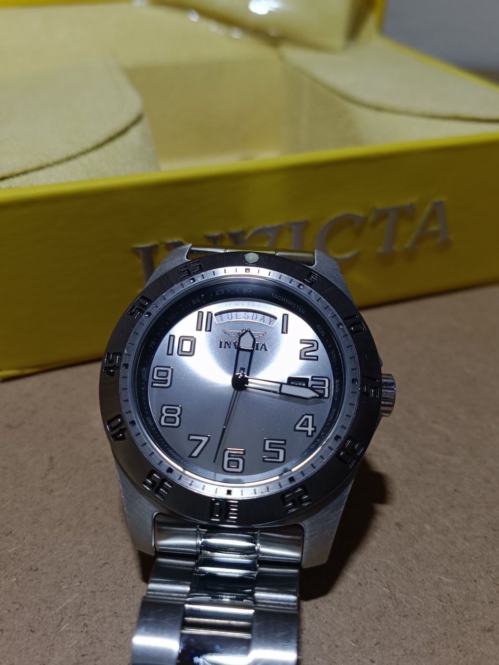 Invicta Uhren: Invicta Herrenuhr BATTERIE NEU – Gebraucht aus Wila von HeikoL02 1