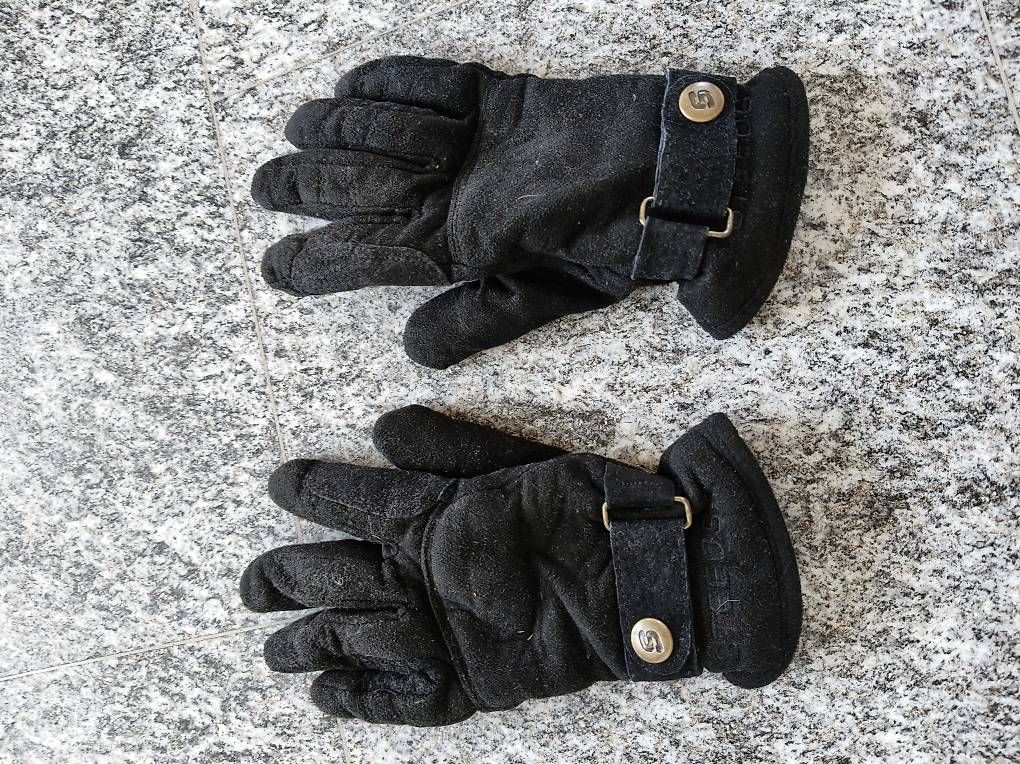 Guanti & manicotti: Reithandschuhe gefüttert – Usato da Dierikon venduto da Aateam