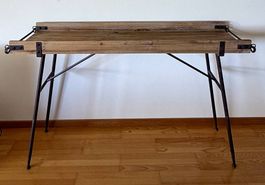 Table console en bois et pieds en métal