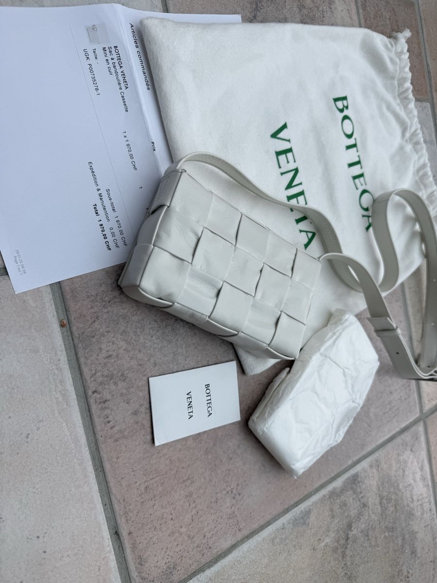 Bottega Veneta Borse: Bottega Veneta Cassette NP. 2400.- – Usato da Ellighausen venduto da privateseller 4