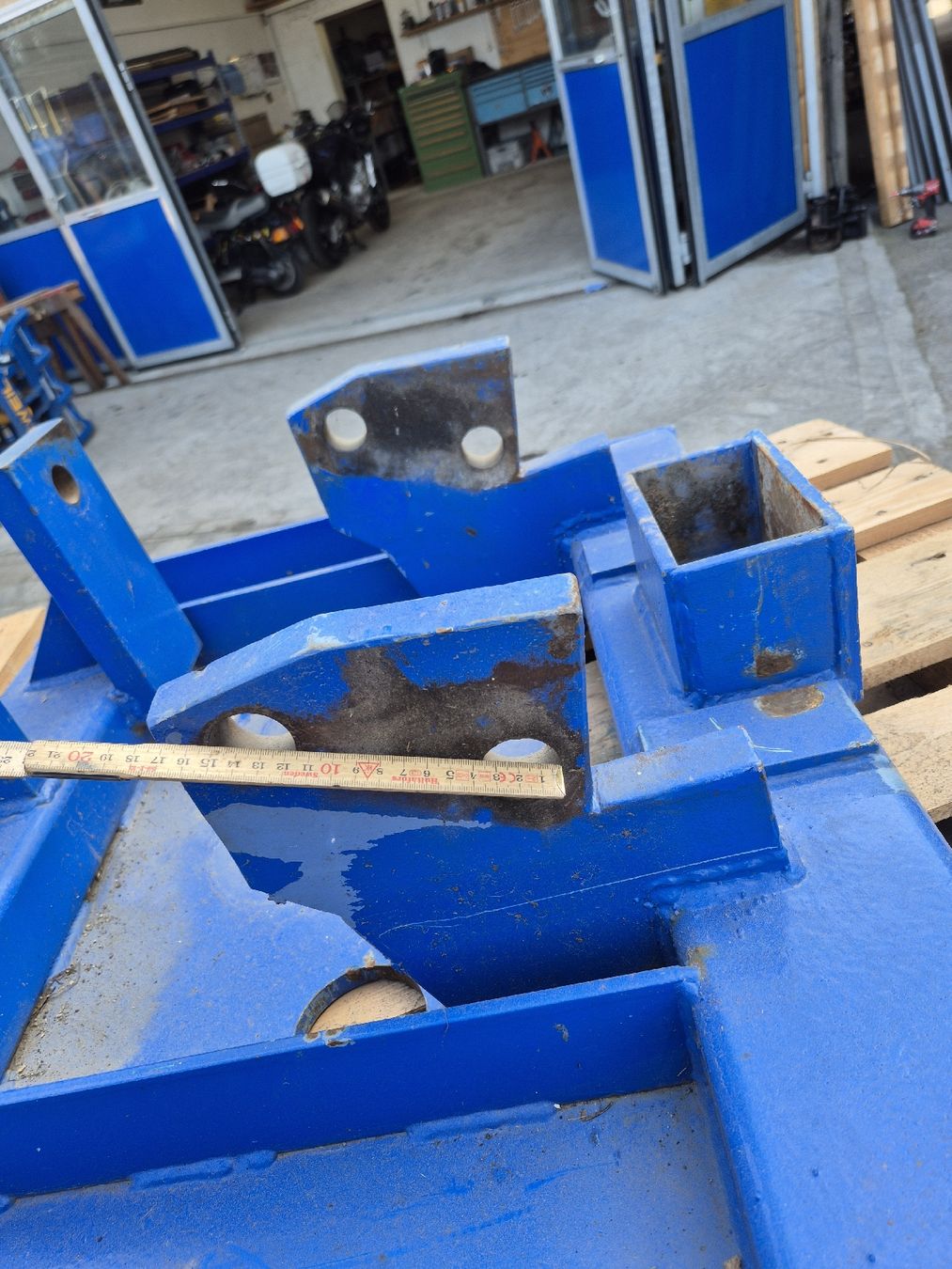 Sgombero neve: Pflugplatte VSS Anbauplatte – Usato da Hombrechtikon venduto da Fiatagri80-90 2