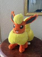 Pokémon "Flamara / Flareon" Plüschtier - guter Zustand