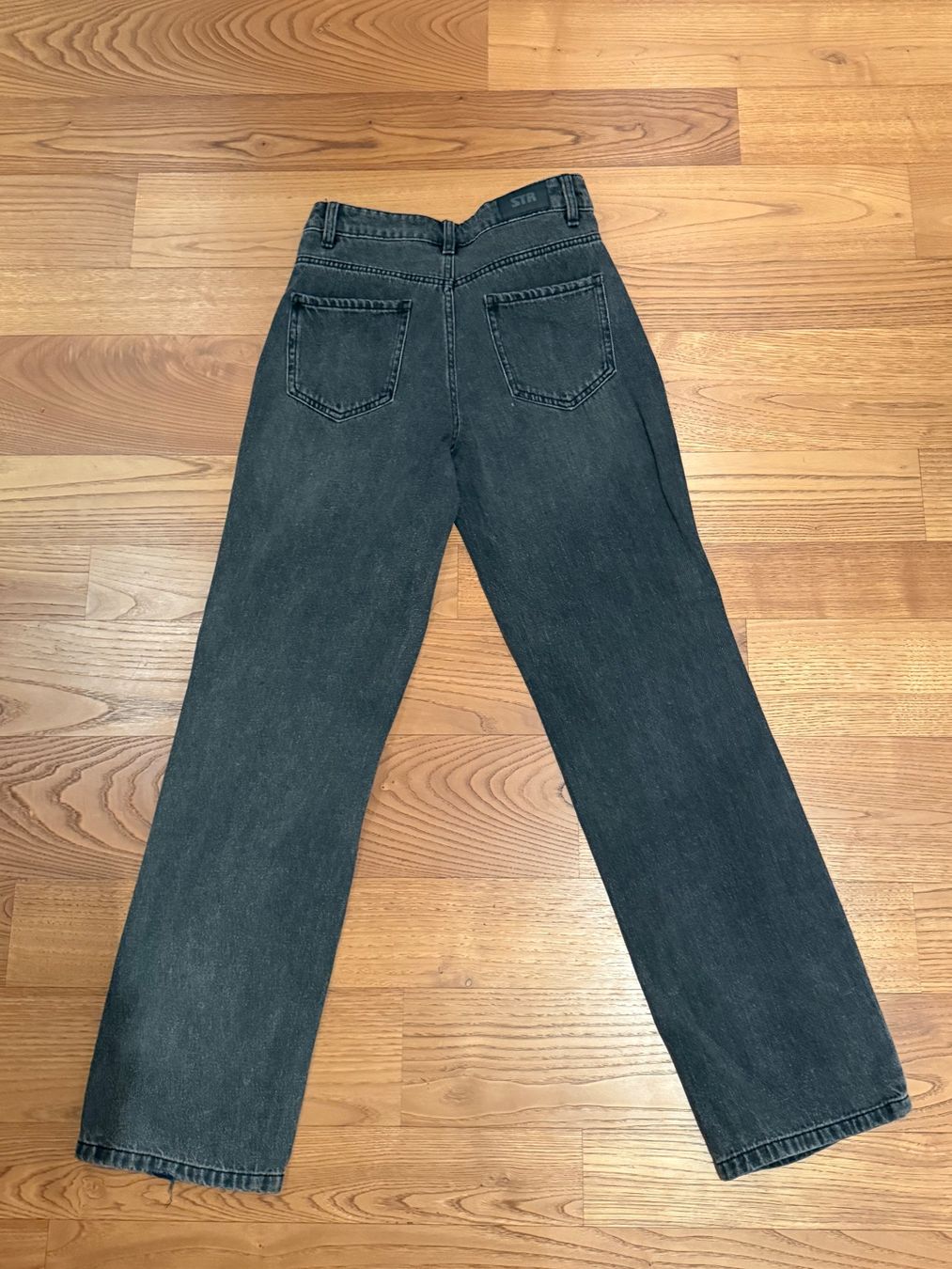 Stradivarius Jeans: Jeans Stradivarius, EUR34 – Usato da Sissach venduto da laura.x4 2