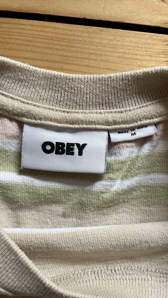 Obey T-shirt: Obey Shirt – Usato da Luzern venduto da Pineapple70 2