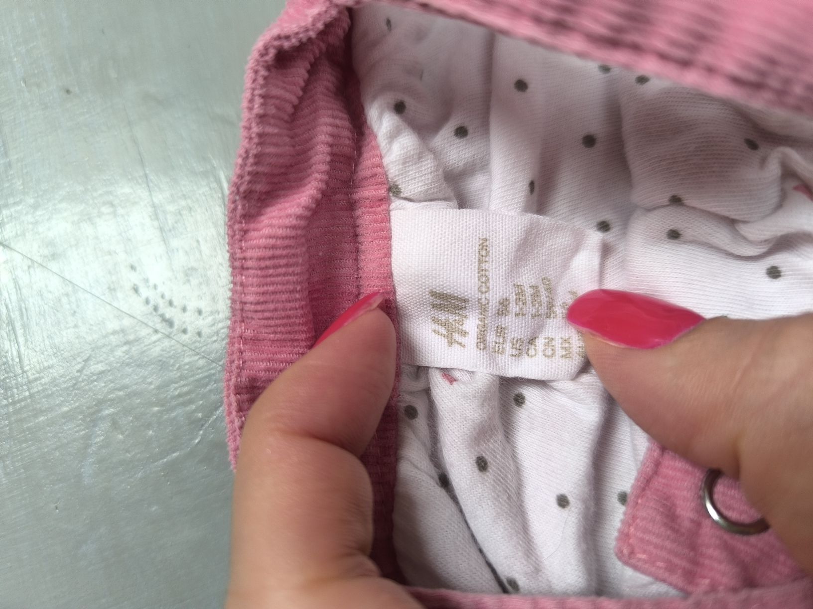 Barboteuses: Baby Latzhose – D'occasion à Alikon par j_g_d6cb 2
