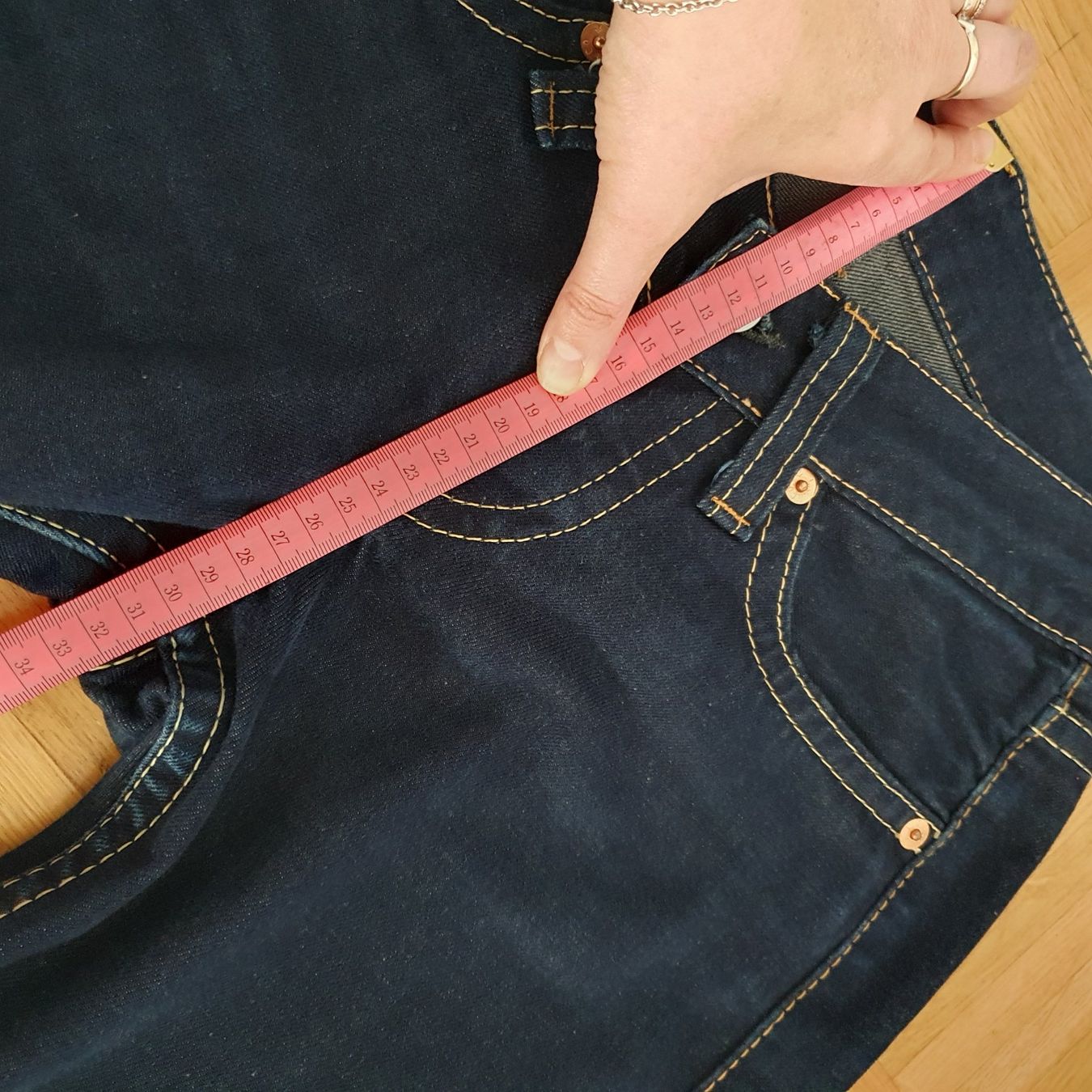Levi's Jeans: Pantalon Levis taille 30/34 – Gebraucht aus Prilly von RoDyRe 9