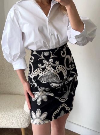 Eleganter Designer-Rock von Gianni Versace – Gr. S
