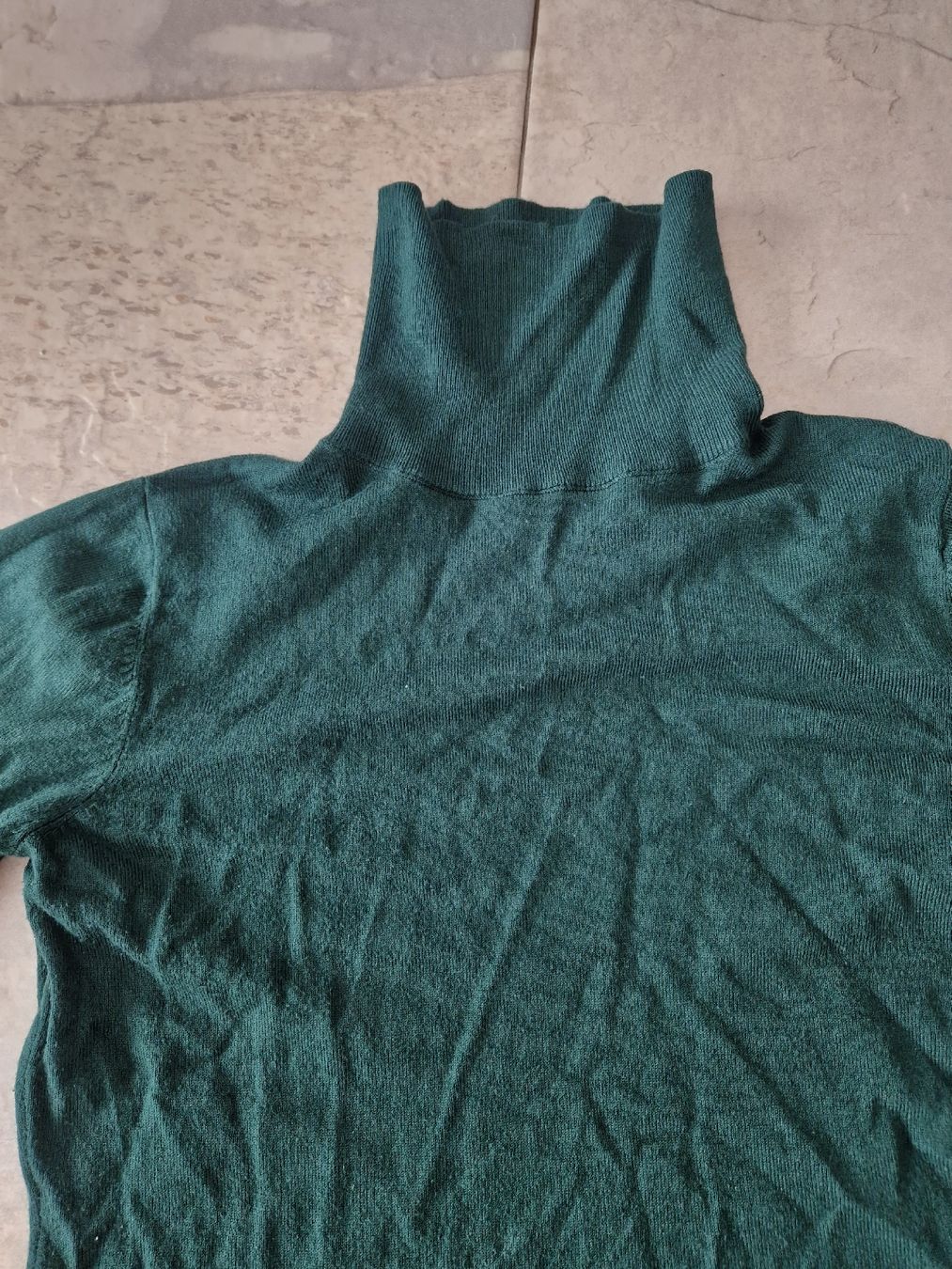 Pullover & Sweatshirts: Chicoree Rollkragenshirt, Grün, Grösse L – Gebraucht aus Niederrohrdorf von Miripfiri 2