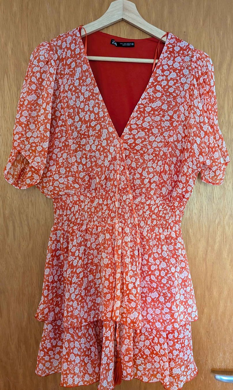 Zara Robes: Kleid Zara Blumenmuster – D'occasion à Winterthur par sha_r2k2