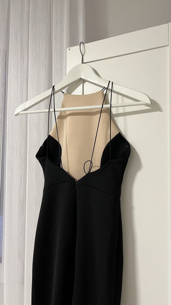 Kleider: Elegantes figurbetontes Kleid – Neu (gemäss Beschreibung) aus Langenthal von rosablau00 1