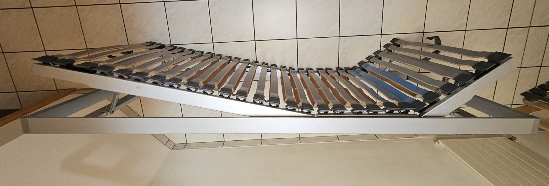 Reti a doghe: Lattenrost / Einlegerahmen Happy – Usato da Münchwilen AG venduto da pel_y9jx 2