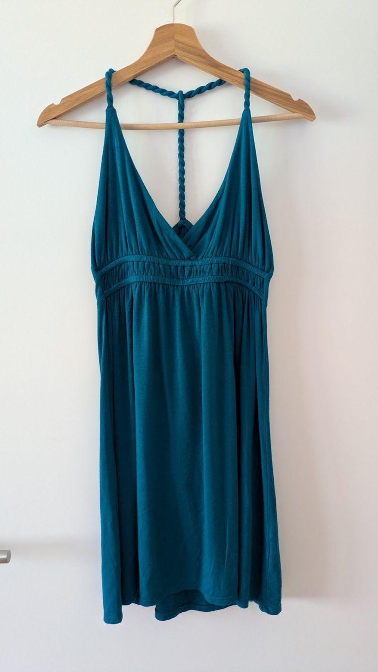 Vestiti: Abito estivo blu con spalline intrecciate – Usato da Claro venduto da Dona1785