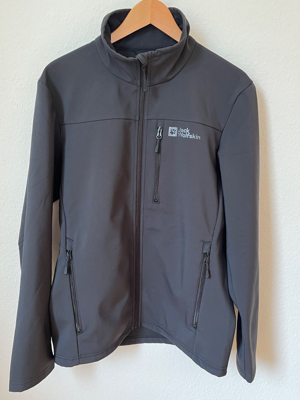 Giacche: NEUE Softshell Jacke Jack Wolfskin Gr. M – Nuovo (secondo la descrizione) da Bern venduto da 100serious 1