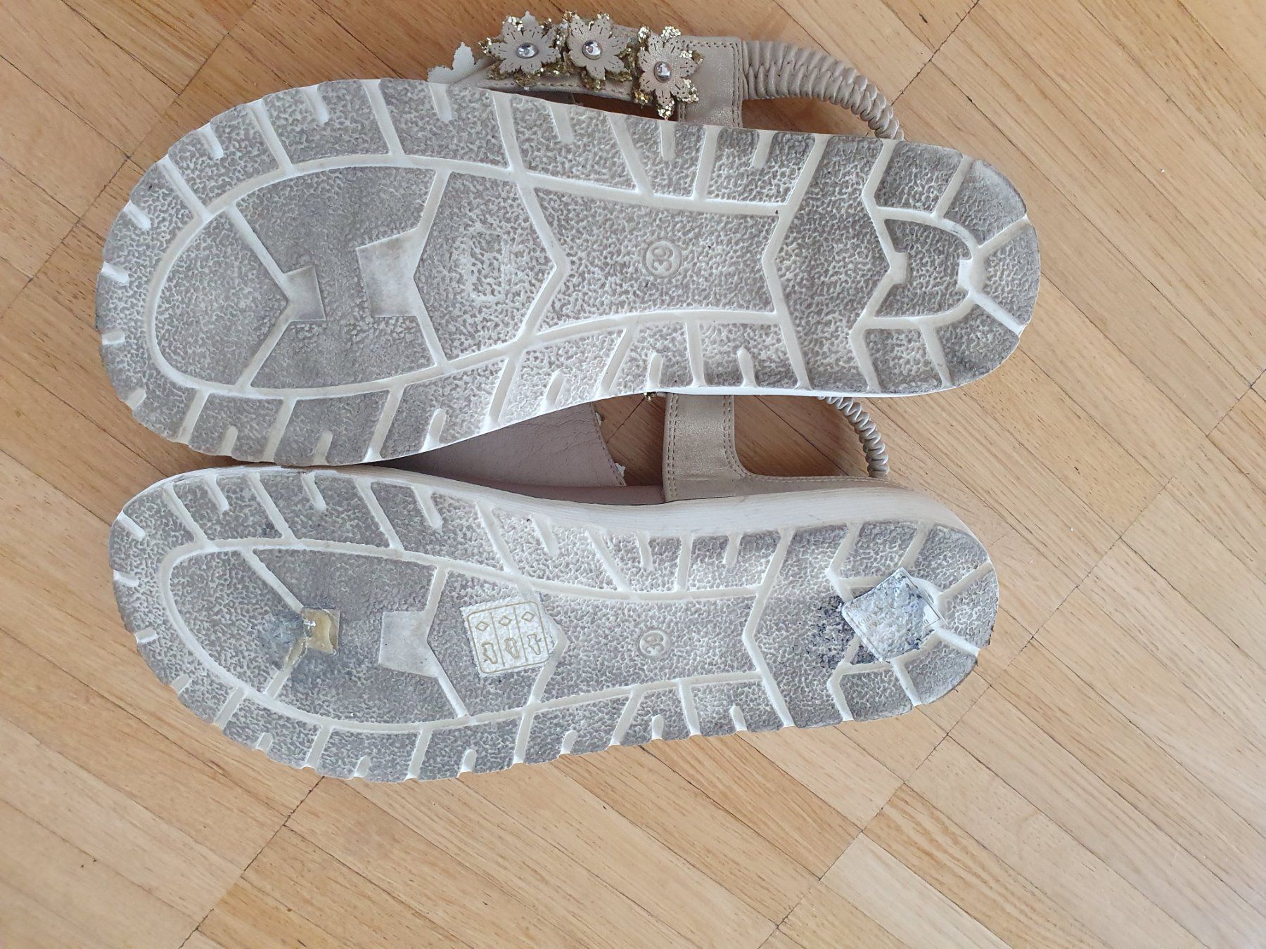 Scarpe da donna: Bata Sandaletten – Usato da Laufenburg venduto da may_r2st 1