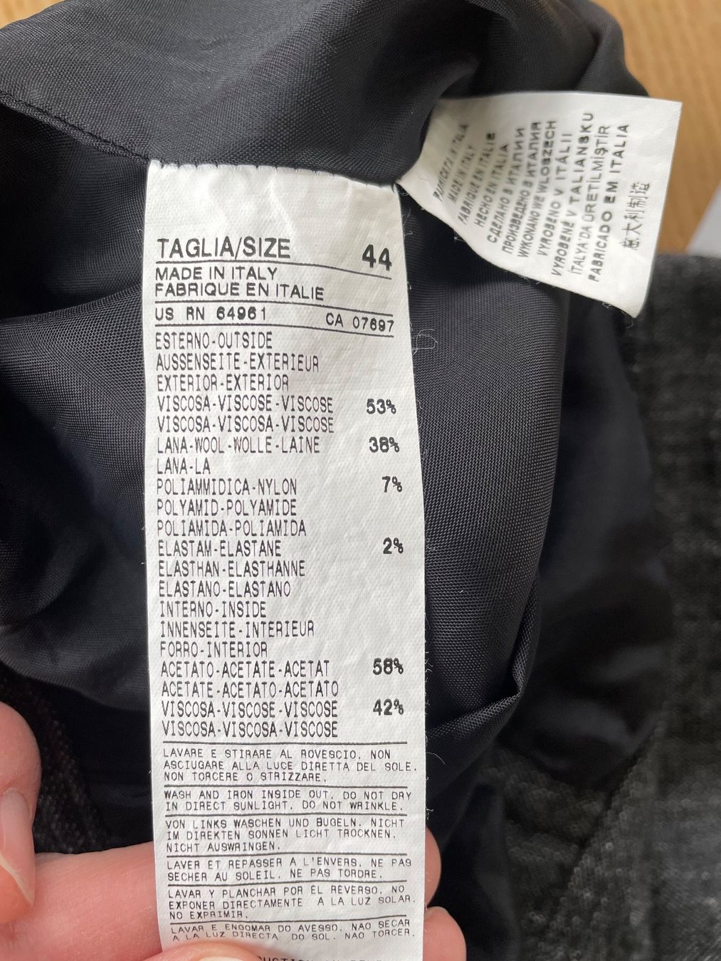 Costumi: Damenkostüm 2-teilig Grösse 38 – Usato da Oberwil BL venduto da tomoag 3