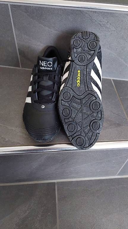 Adidas Scarpe da donna: Adidas Schuhe Gr 40 – Usato da Illgau venduto da usa_c6q6 2