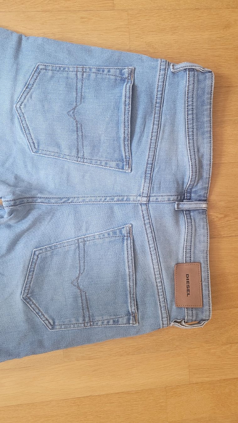 Diesel Jeans: Diesel Jeans – Gebraucht aus Windisch von jul_yzt6 1