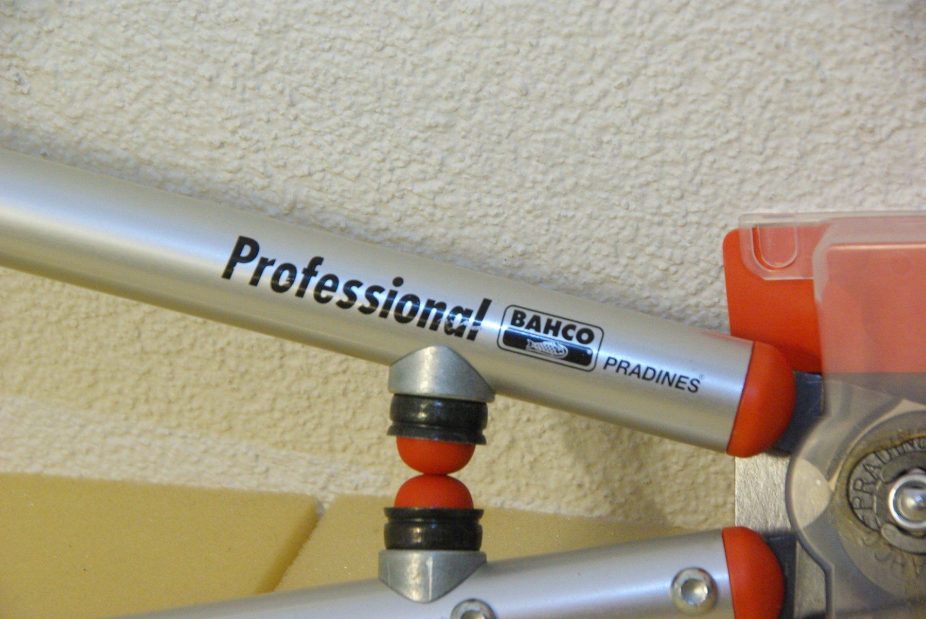 Bahco Tutti gli attrezzi: BAHCO Professional Gartenschere P54H-SL-25 – Nuovo e nell'imballaggio originale da Herisau venduto da Cevianer1844 2