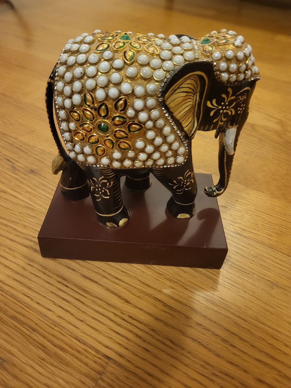 Sculture & Statue: Indianischer Elefant statue – Nuovo (secondo la descrizione) da Birmenstorf AG venduto da dou_w2ts