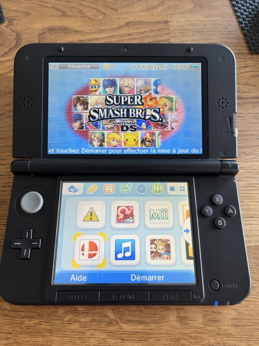Nintendo Console: Nintendo 3DS XL SUPER SMASH BROS Édition – Usato da Vétroz venduto da jer_xgh6 2