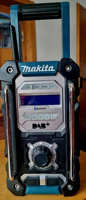Radio: Makita DMR 112 – Usato da Untervaz venduto da Rehbock06 1