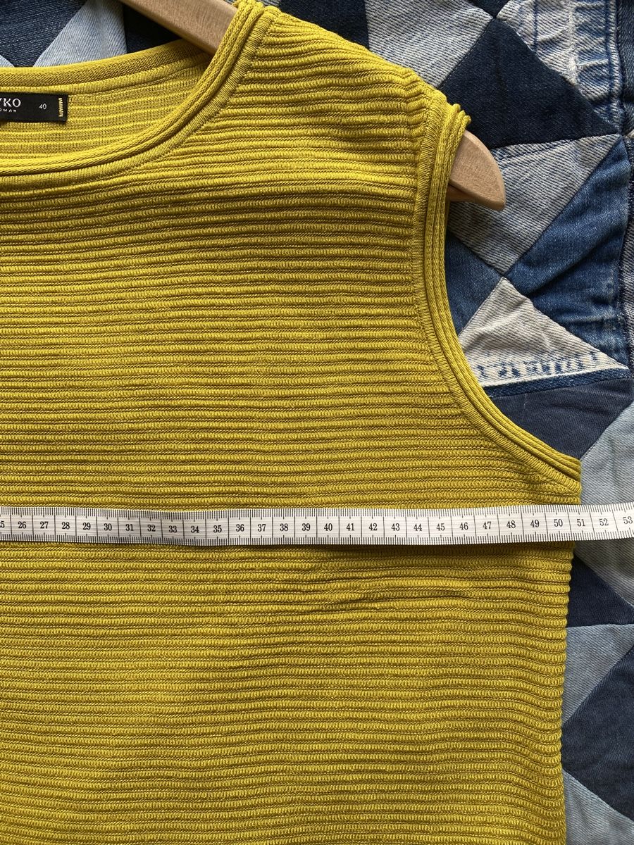 Pullover & Sweatshirts: Oberteil ohne Ärmel – Gebraucht aus Basel von riesther 3