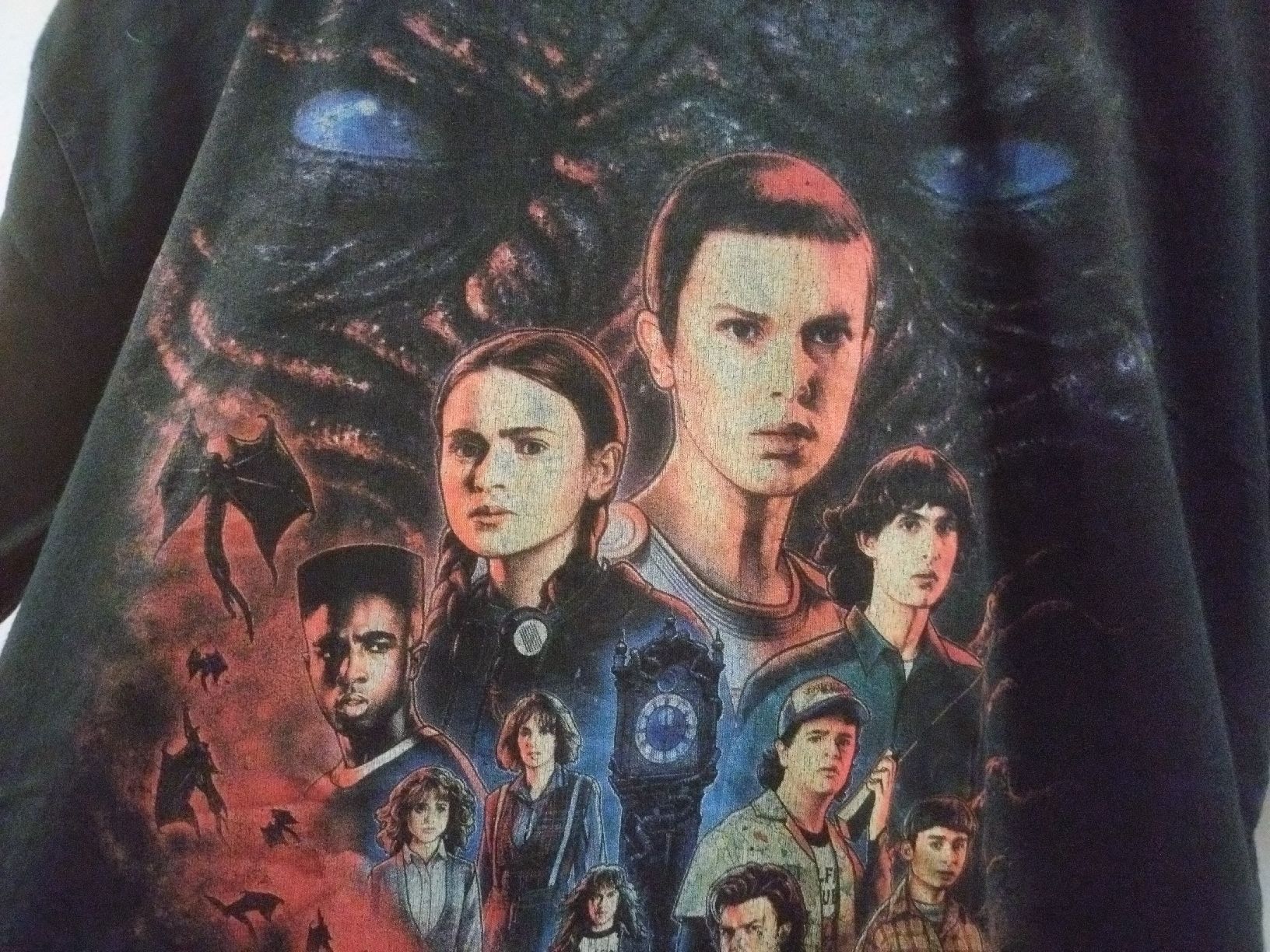 T-shirt: T-shirt Stranger Things 4 S – Usato da Farvagny-le-Grand venduto da LaCaverne 3