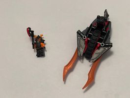 LEGO Ninjago Desert Lightning 70622 Roter Speeder, 2 Figuren