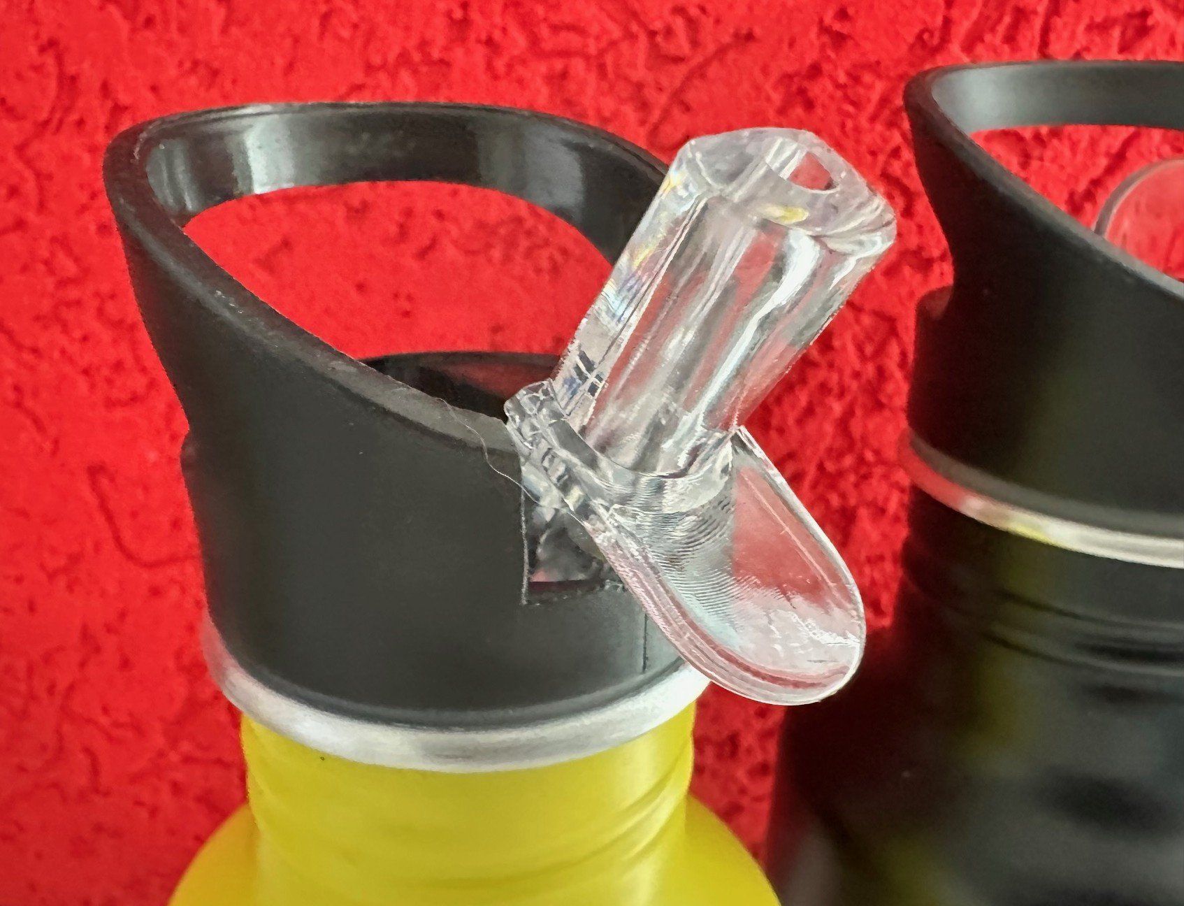 Trinkflaschen & Thermosflaschen: 2 Trinkflaschen mit Trinkhalm 500ml - NEU – Neu (gemäss Beschreibung) aus Auw von beretta1966 2