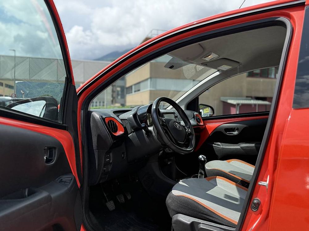 Automobili: Toyota Aygo 1.0 – Usato da Morbio Inferiore venduto da TmAutoTicino 7
