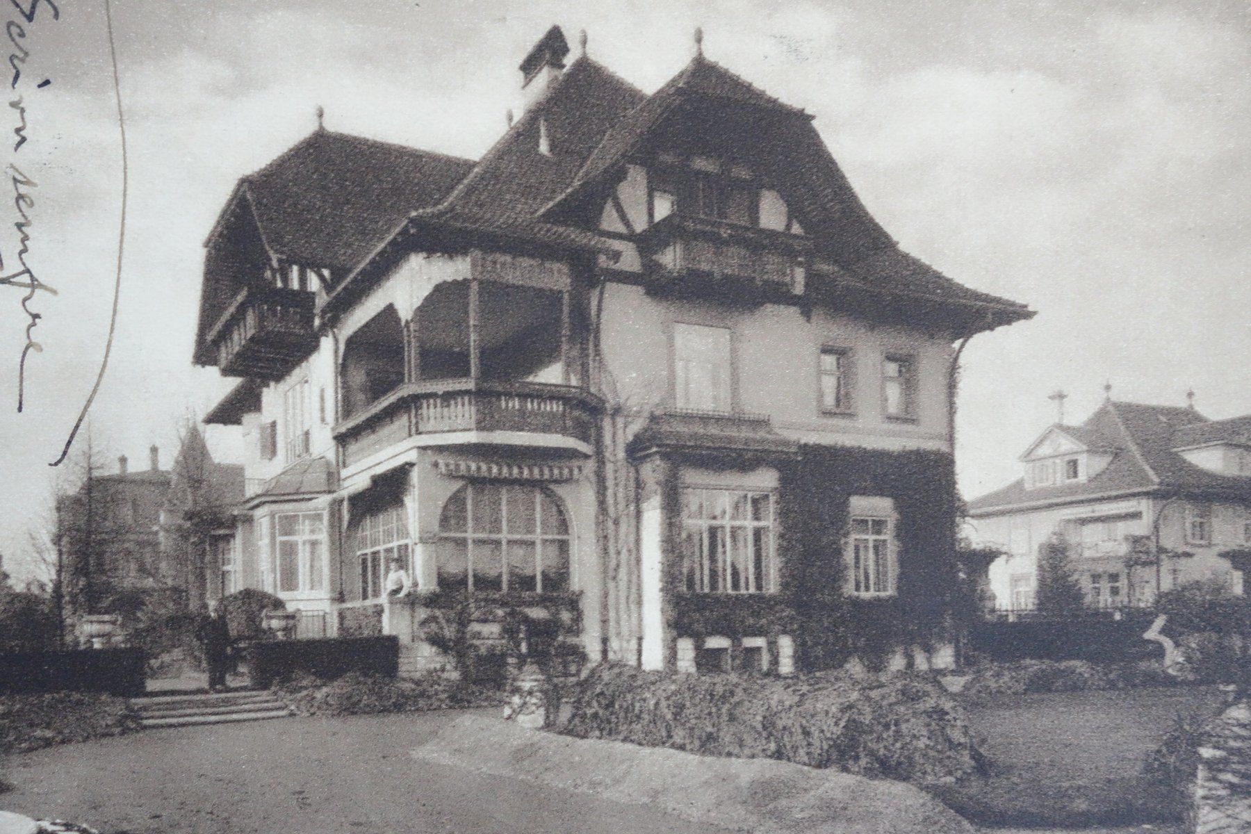Cartoline postali: BERN - ELFENSTRASSE - Villa Paulucci - ital. Botschaft – Usato da Ibach venduto da Ibanto 1