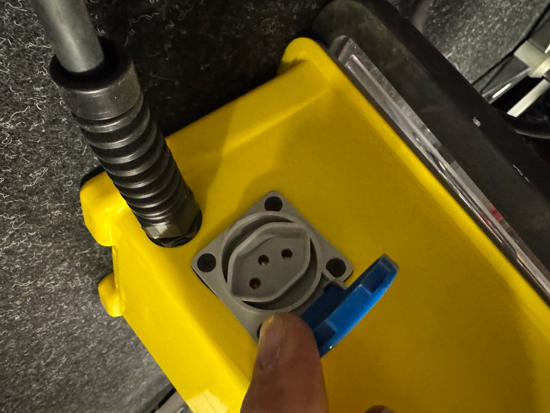 Fari: Garage Lampe Lieferung gratis – Usato da Thun venduto da usmlieferung 2