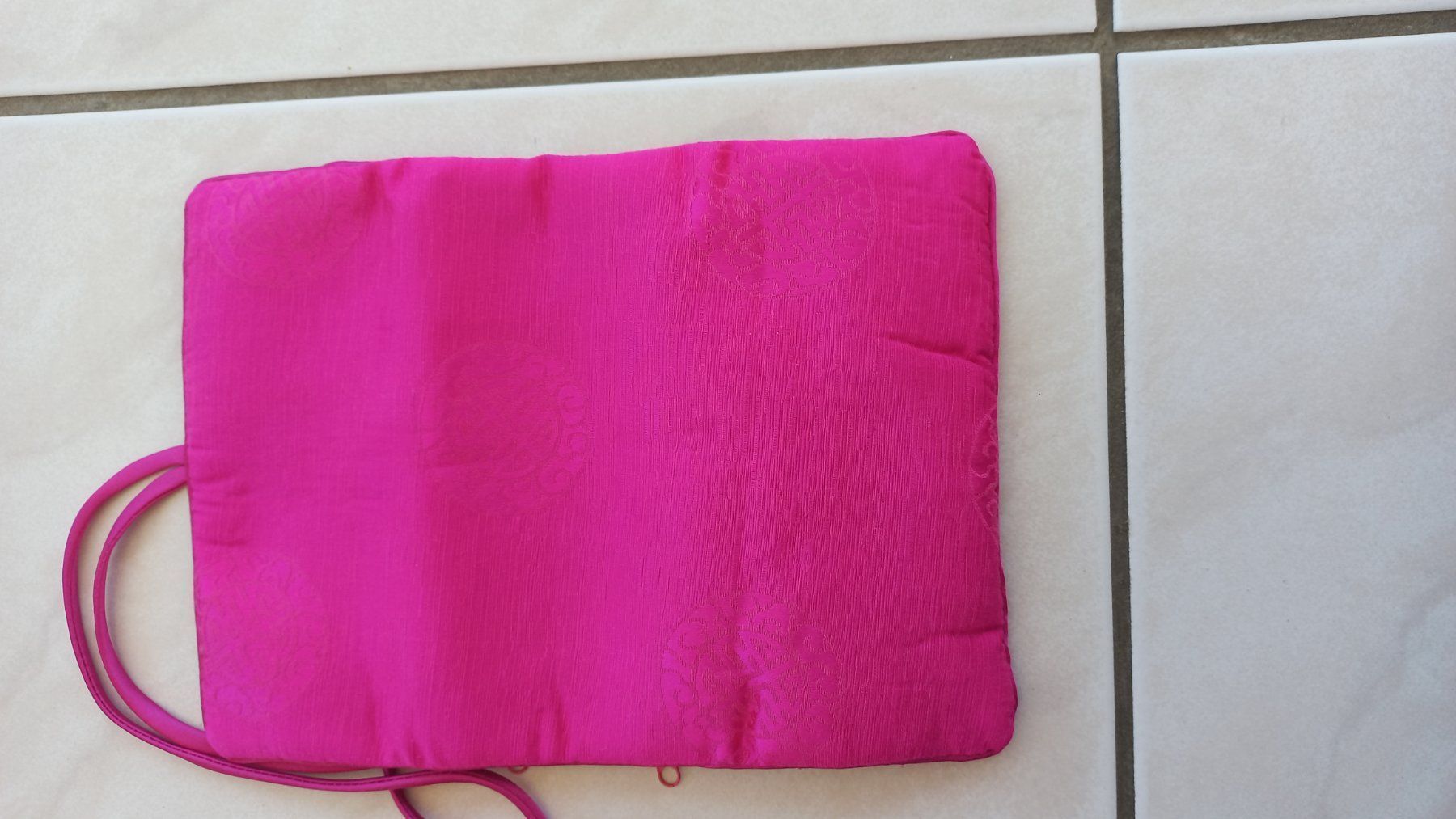 Borse: Seiden Schmuck Rollen Tasche – Nuovo e nell'imballaggio originale da Winistorf venduto da acreativ2 3