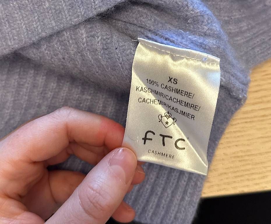 FTC Pulls & Sweat-shirts: FTC Kaschmir Pulliver Damen XS hellblau – D'occasion à Bern par Sareliii 3
