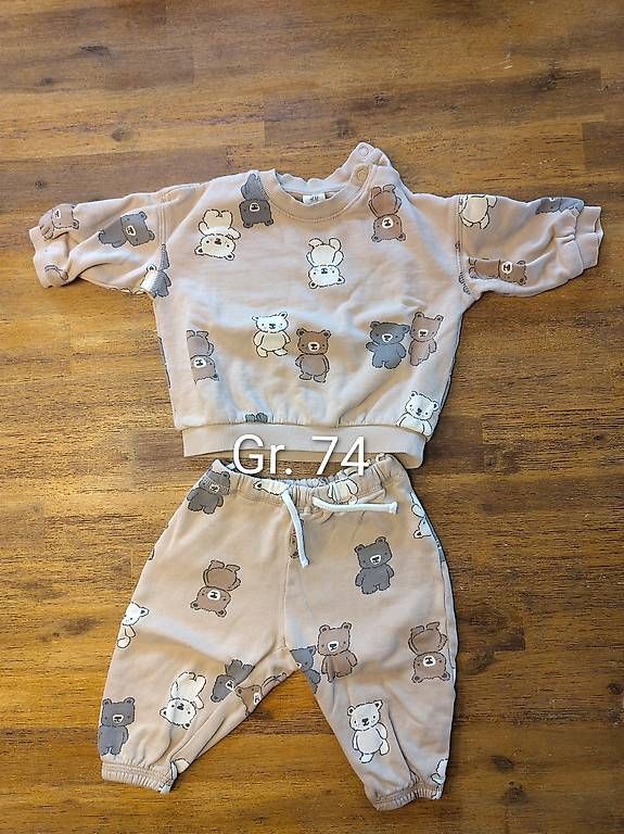 Lotti & Set di vestiti: Kinderkleider Gr. 74 – Usato da Kappel SO venduto da hapahea