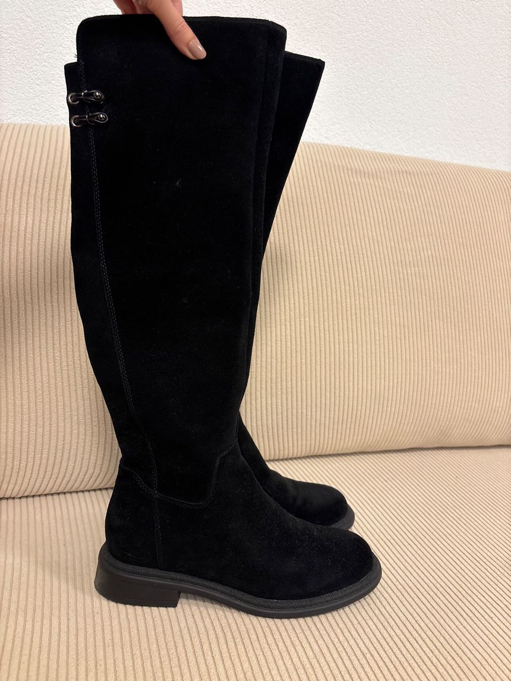 Scarpe da donna: Bottes hautes en cuir 37 – Nuovo (secondo la descrizione) da Neuchâtel venduto da dum_5xby 1