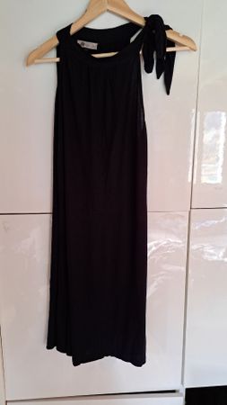 Sommerliches, ärmelloses, schwarzes Kleid von K Woman, L