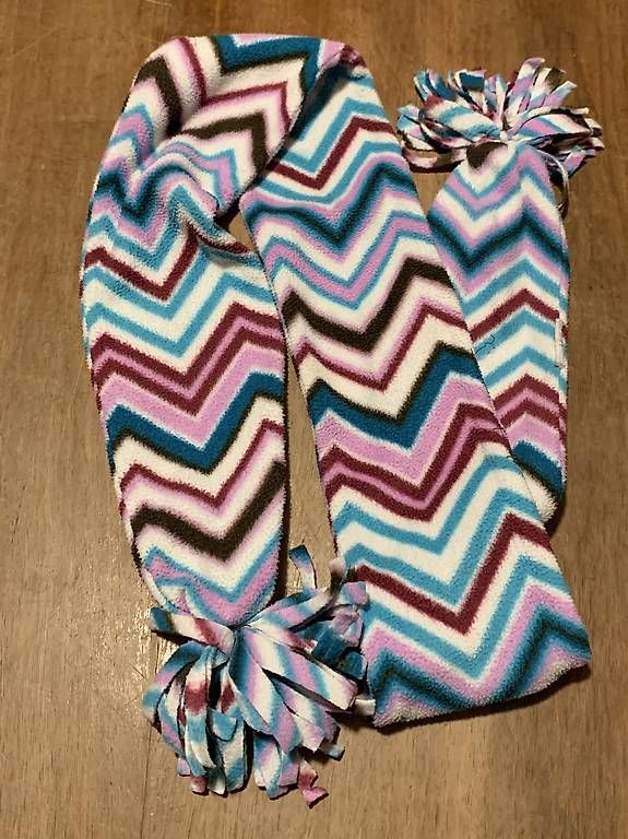 Altro abbigliamento per bambina: Schal – Usato da Laufen venduto da Twingi33