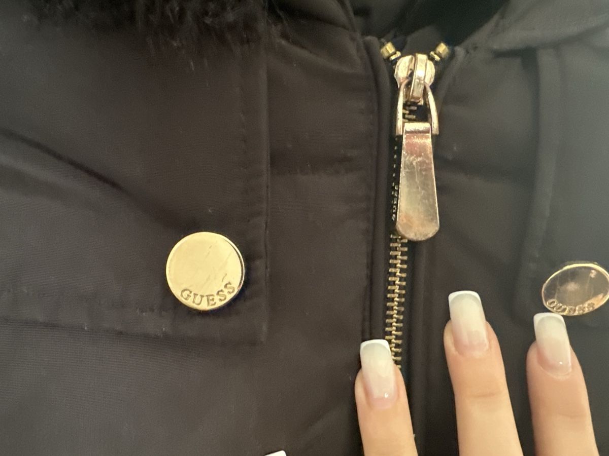 Guess Manteaux: Guess Winterjacke – D'occasion à Biel/Bienne par lul_b6yy 3