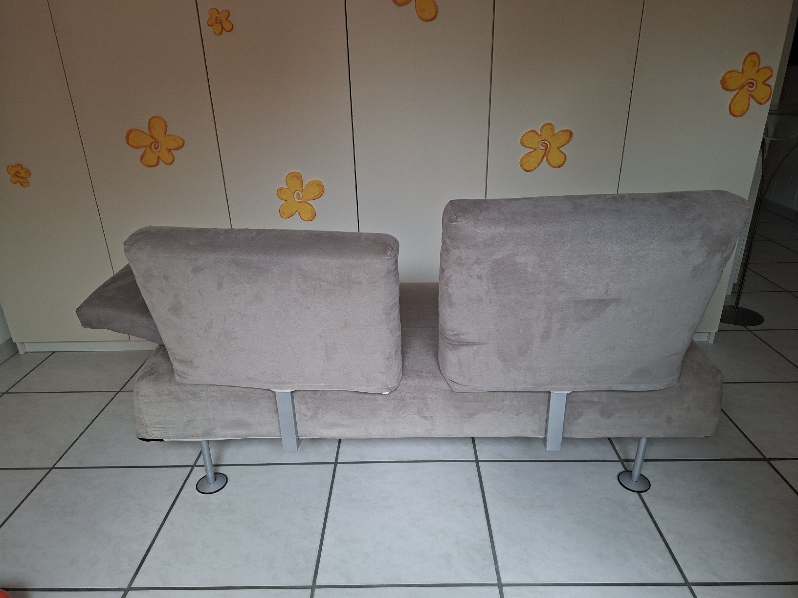 Pfister Sofas: Designersofa mit waschbaren Bezügen – Gebraucht aus Duggingen von sky0813 6