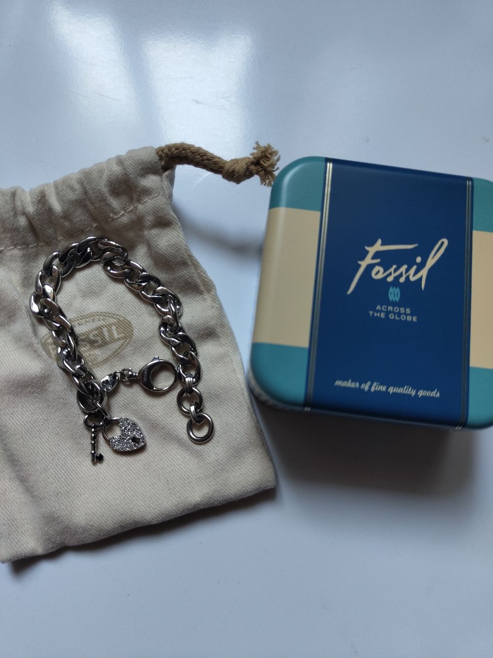 Fossil Bracciali & Braccialetti: Bracciale Fossil, cuore e chuave – Usato da Lugano venduto da mar_5j2q