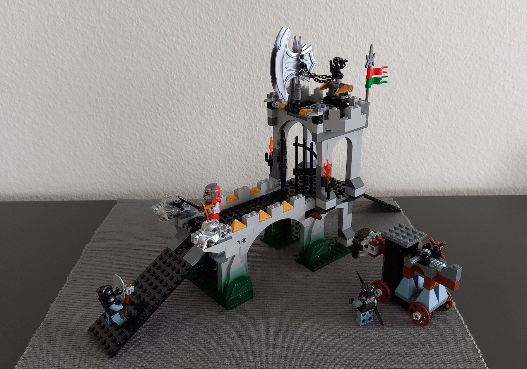 Lego Giocattoli: Lego Knight Kindom 8822 – Usato da Emmenbrücke venduto da poros221 2