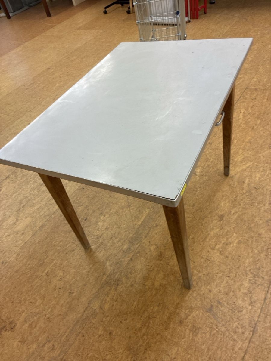 Tavoli: Tisch mit Schublade, Holz, Vintage Look – Usato da Murgenthal venduto da casatualiq 2