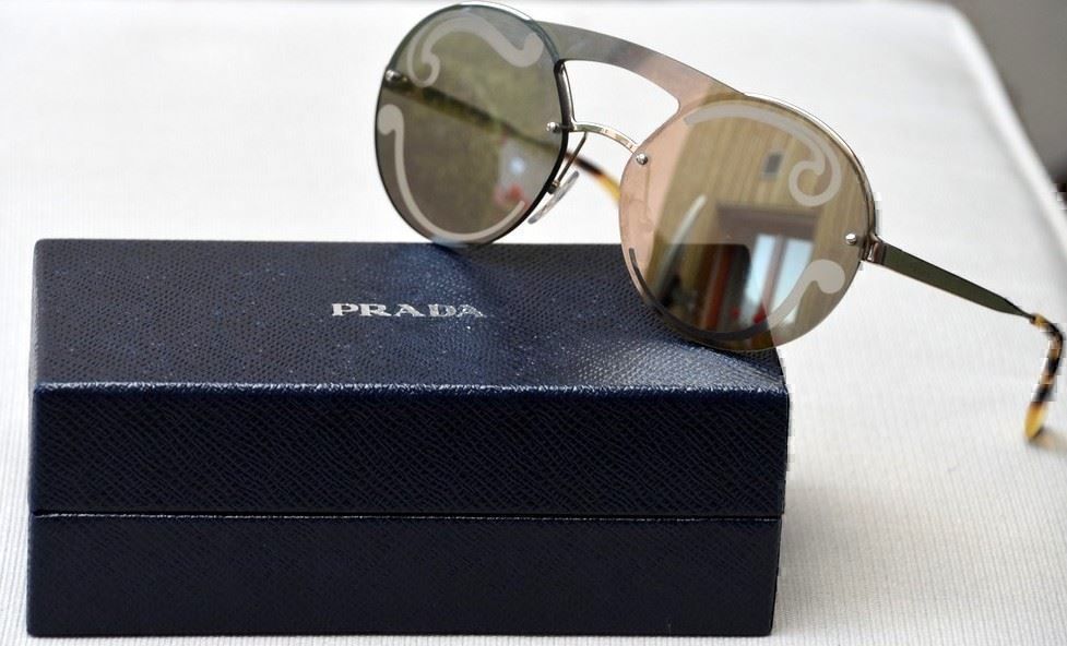 Prada Occhiali & Lenti: Prada SPR65T Sonnenbrille / Lunettes de soleil – Usato da Collonges venduto da Auganien 2
