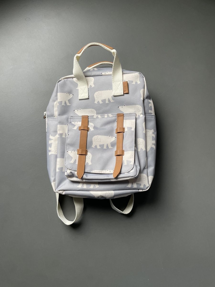 Borse & Zaini: Kids backpack with polar bears. Excellent condition. – Usato da Winterthur venduto da meitchel